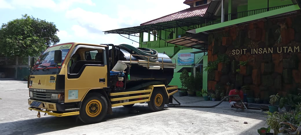 Truk Sedot WC Modern